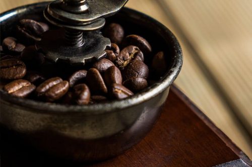 how to clean a coffee grinder