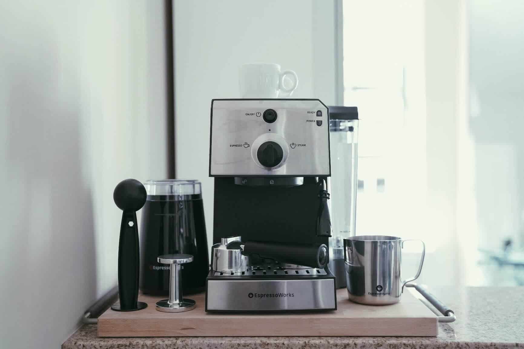Buying Guide for Espresso Machines with Grinder 